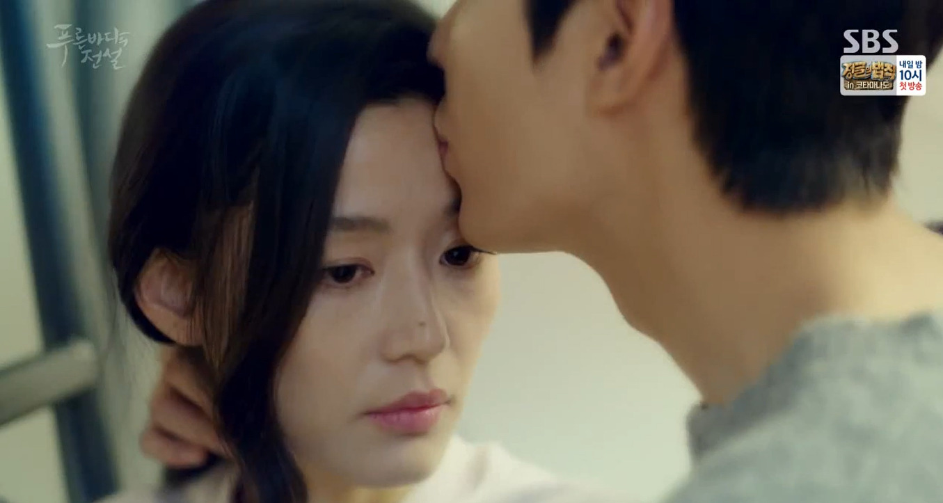 「青い海の伝説」のイミンホとチョンジヒョンの甘いラブシーン