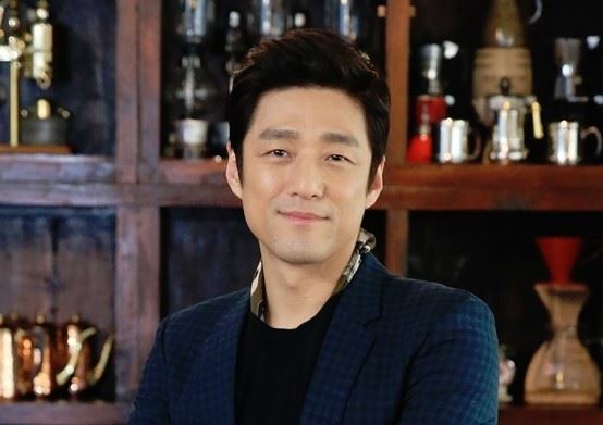 チョンホ役のチ・ジニ