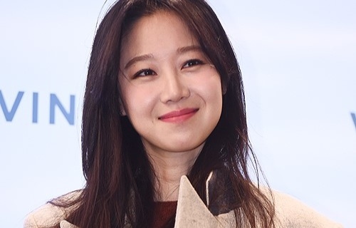 韓国女優コン・ヒョジンの写真
